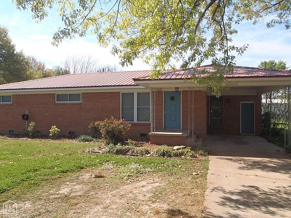 5th image of 2604 Virginia Ave