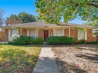 1013 Ross St, Terrell, TX 75160