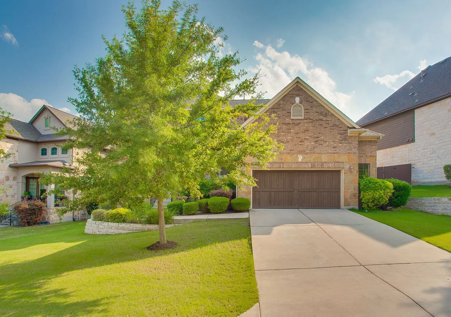 12221 Montclair Bend Austin, TX 78732 — Photo 1