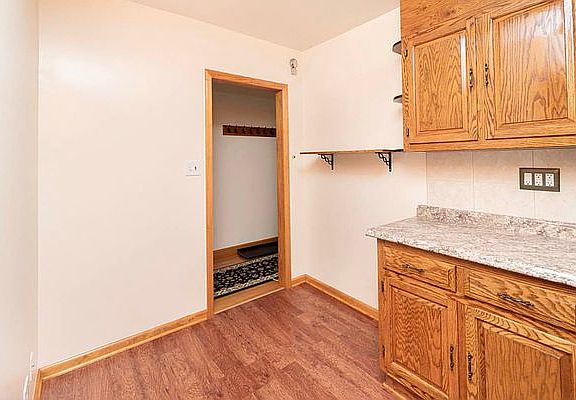 3rd image of 41-38 49th St #2R