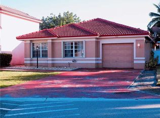 5562 NW 189th St, Miami Gardens, FL 33055
