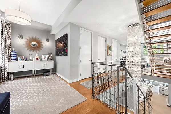 Rented by Compass | media 44