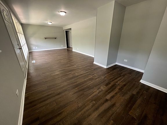 4th image of 18761 Loretto Ln