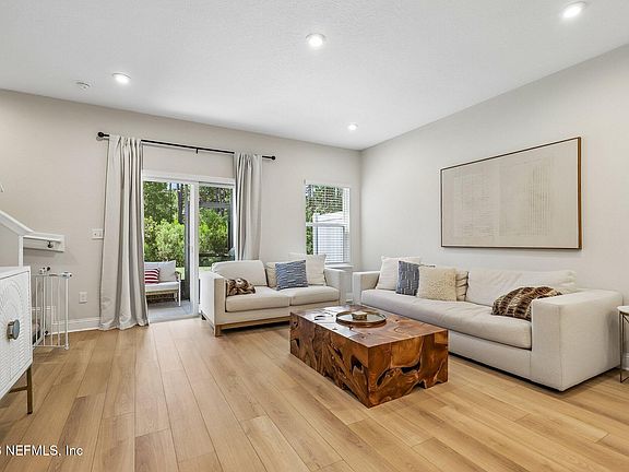 2nd image of 11993 CALVESTA Street