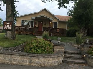 230 West Rd, Newcastle, WY 82701