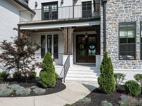 3rd image of 4448 Ivan Creek Dr