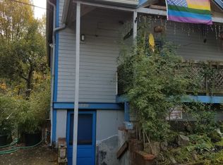 1722 SW Market St, Portland, OR 97201