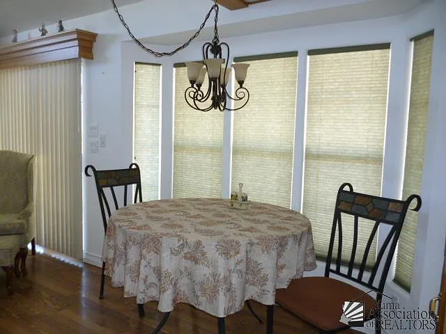 10311 E 30th Pl — Photo 6