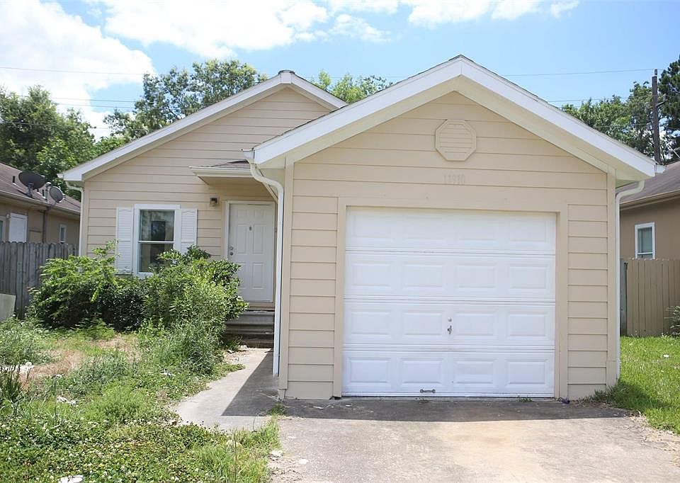 1st image of 11910 Greensbrook Forest Dr