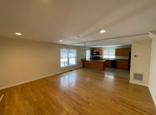 15 W Main St APT C101, Norwalk, CT 06851