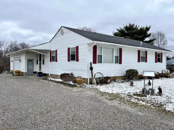 1227 Chestnut Hills Rd, Granville, OH 43023