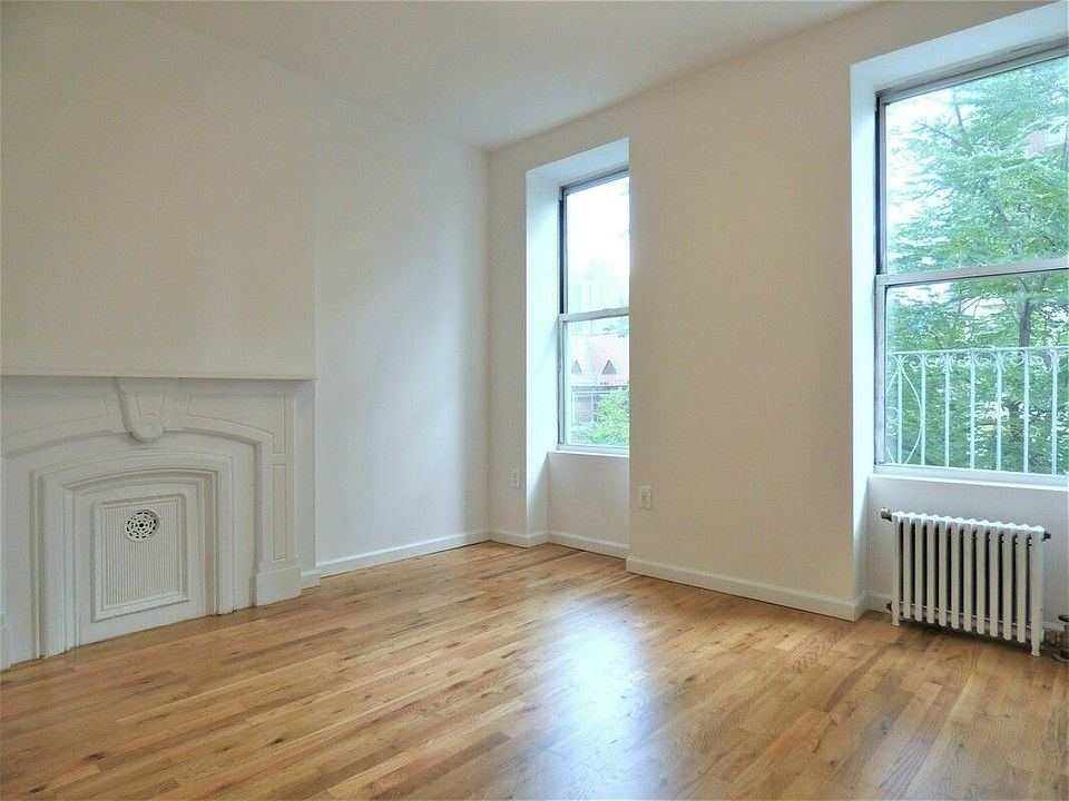 1st image of 354 E 87th St Bsmt 1