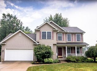 176 Sandstone Dr, Painesville, OH