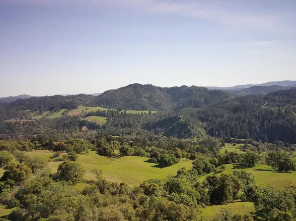 24051 Fig Tree Ln, Yorkville, CA 95494