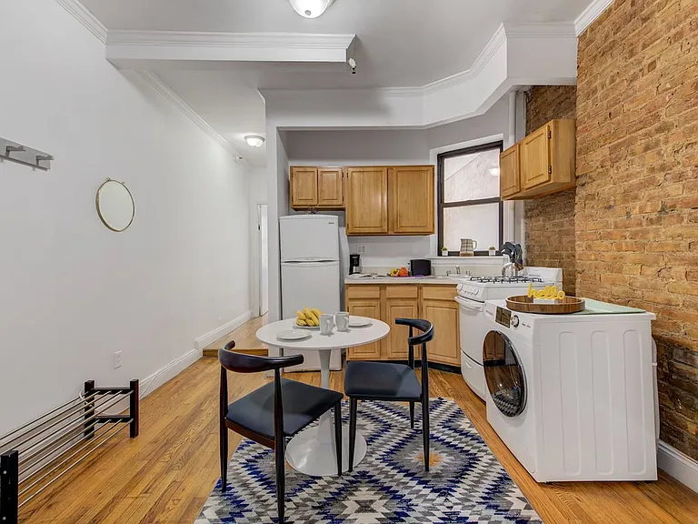 118 E 102nd St #2 — Photo 7
