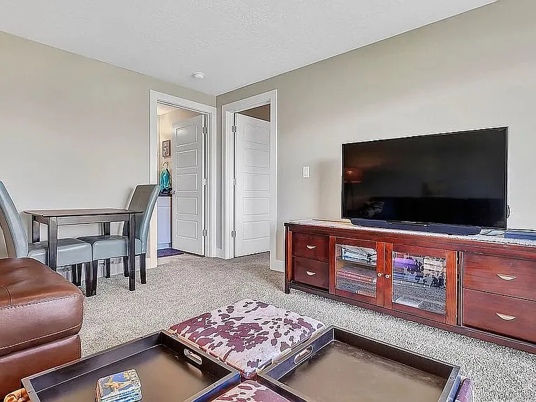 2316 S Long Dr — Photo 10