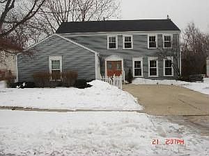 1st image of 413 Langley Ct