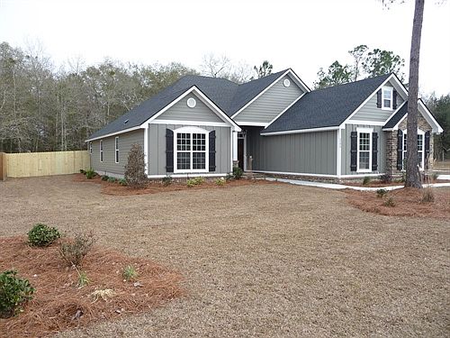 Front L Corner