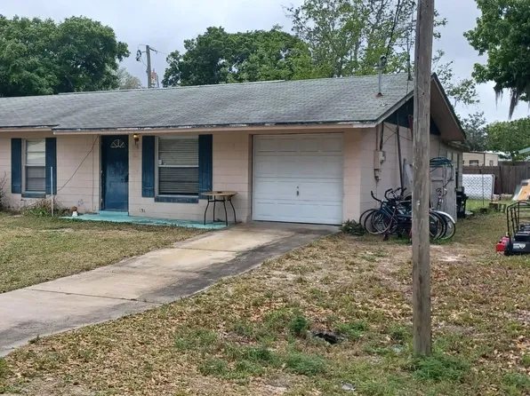 2110 Trieste Dr, Mims, FL 32754