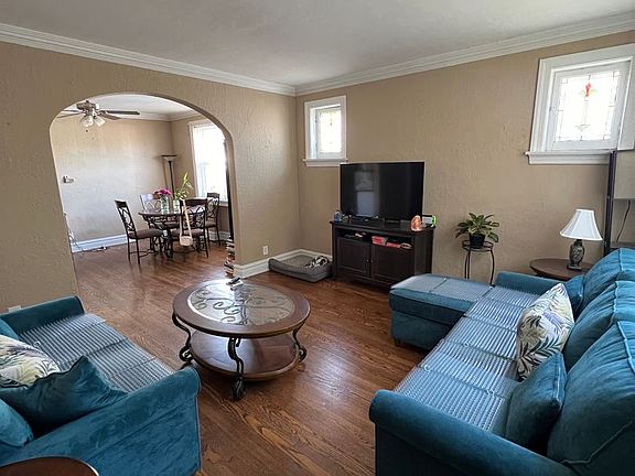 2nd image of 7211 Balson Ave #7211
