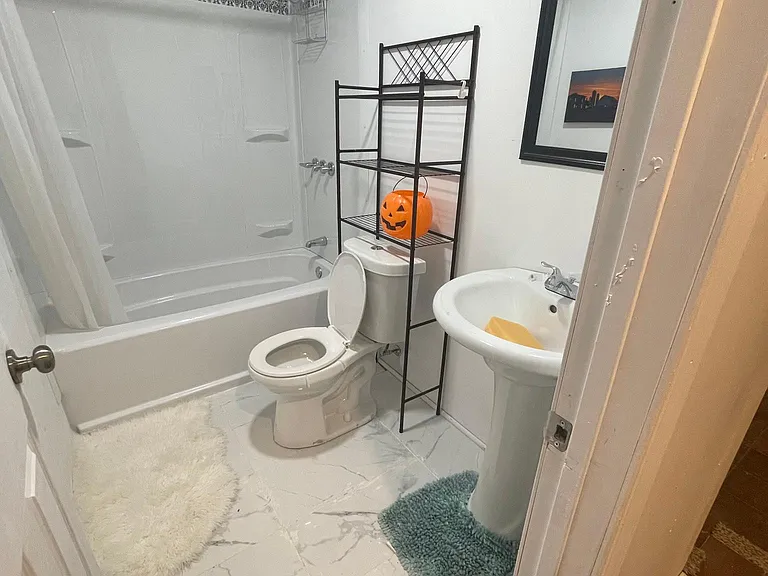 full bathroom-basement