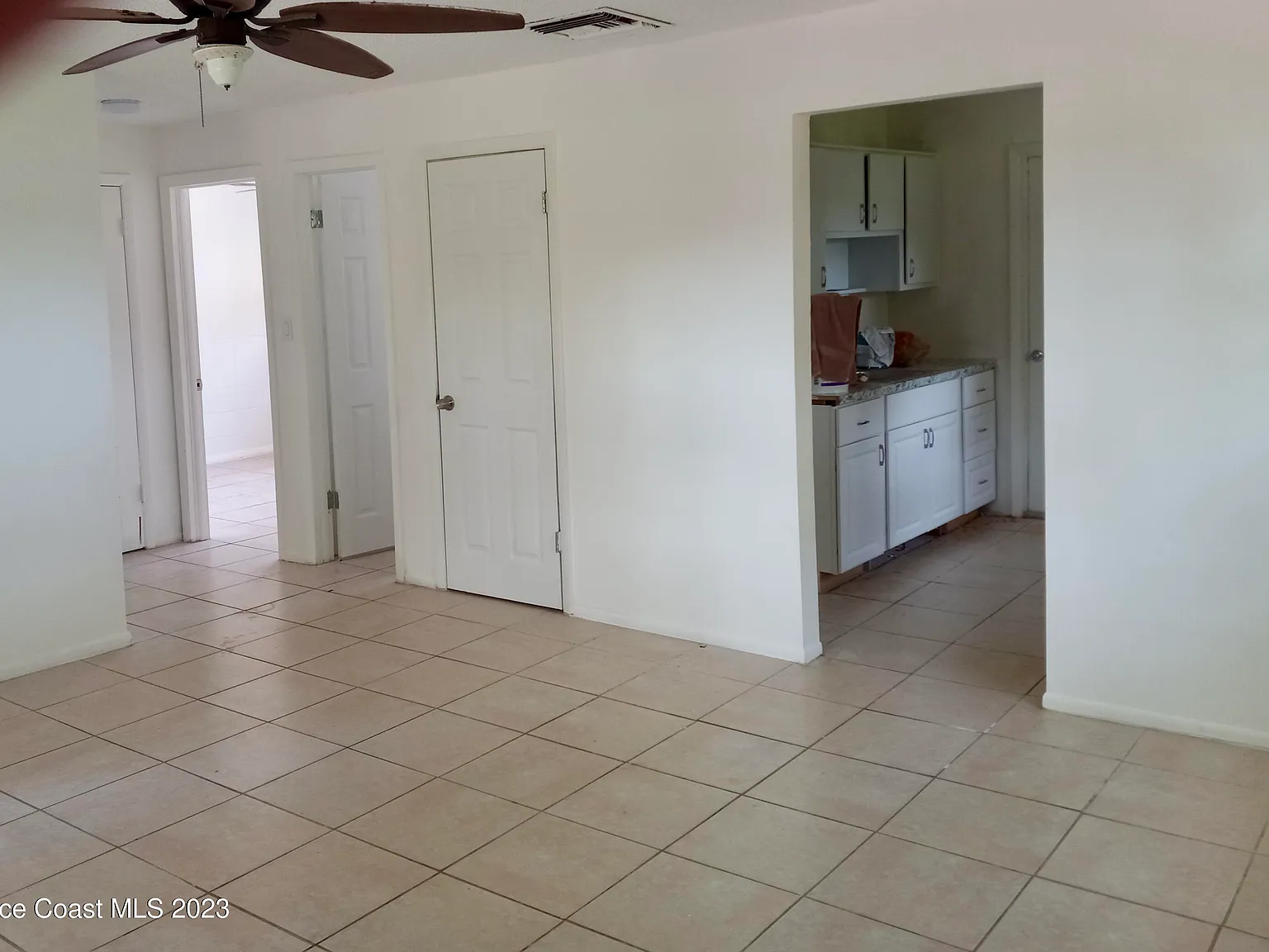 2 bed, 1.0 bath, 750 sqft, $1,600 — Photo 3