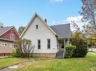 754 S Liberty St, Elgin, IL 60120