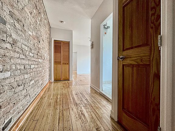 3rd image of 86 Haven Ave APT 54