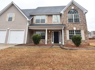 360 Lake Jonathan Ln, Fairburn, GA 30213