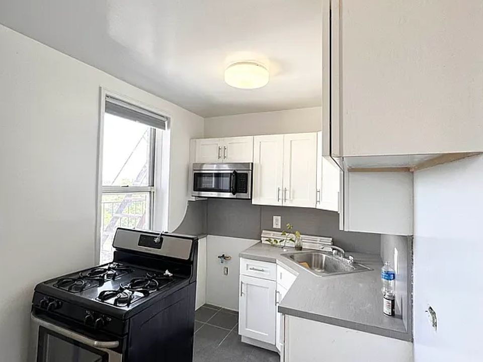 1st image of 8625 Van Wyck Expy APT 622