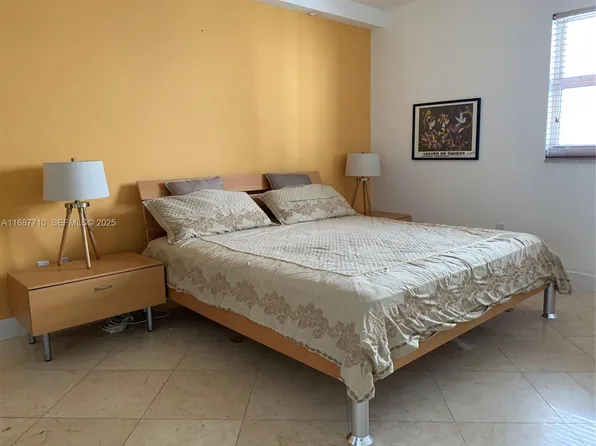 185 SE 14th Ter, Miami, FL