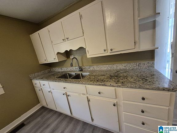 4th image of 4429 Tate Ave