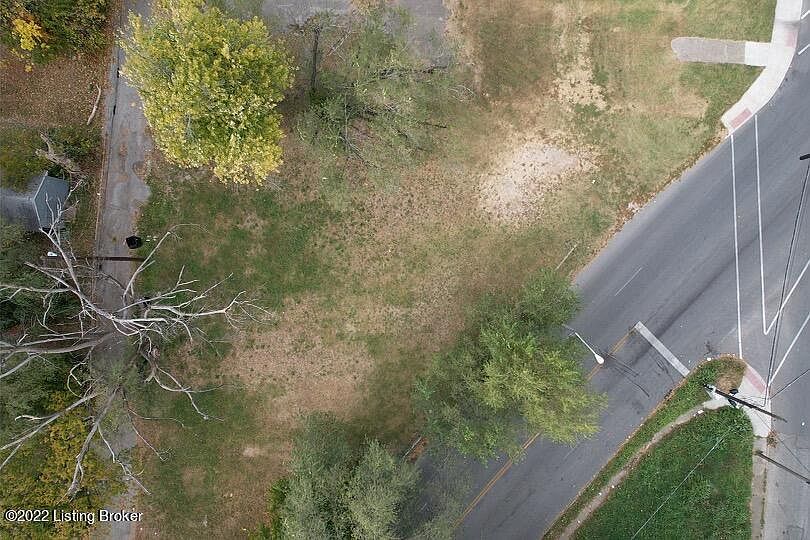 2nd image of 2911 Wilson Ave