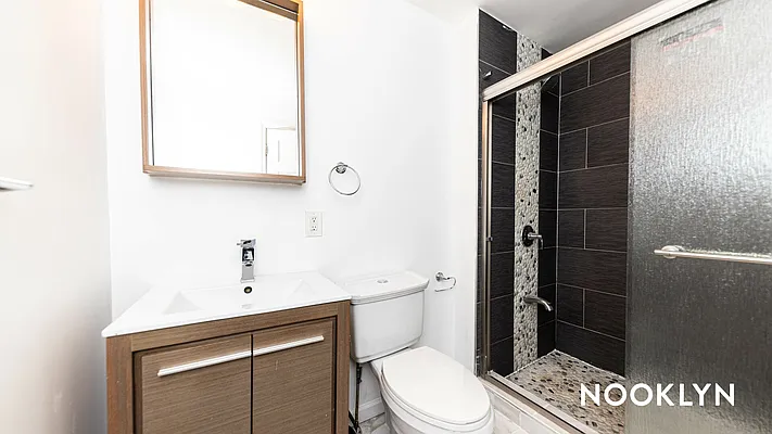Rented by Nooklyn NYC LLC | media 20