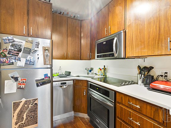 2nd image of 513 3rd Ave APT 3