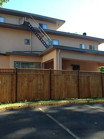 1021 Mill St #5 — Photo 5