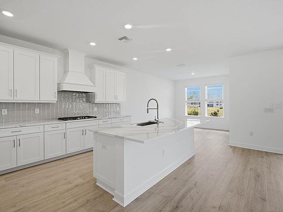 3rd image of 1545 Trailhead Ln