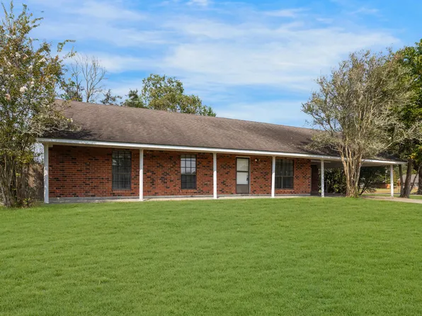 100 Sand Pebble Dr, Lafayette, LA 70506
