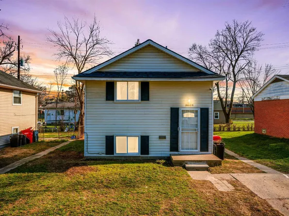20225 Westhampton Ave, Southfield, MI 48075