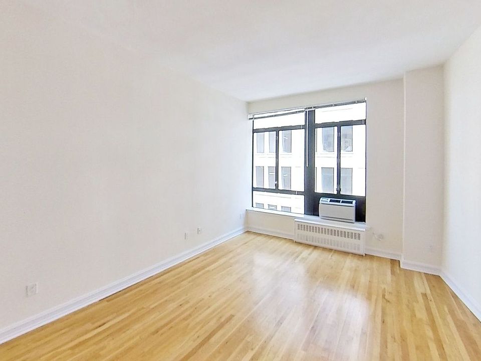 1st image of 1 Astor Pl APT 10J