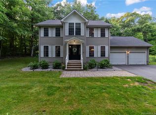 162 Cook Rd, Prospect, CT 06712