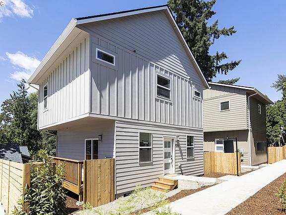 2nd image of 4801 SE Ina Ave