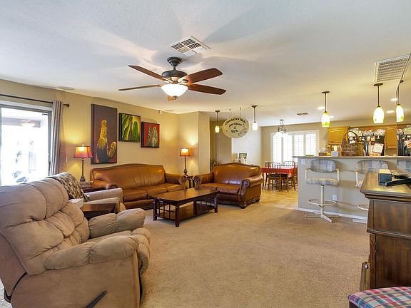 42372 W Desert Fairways Dr-0685