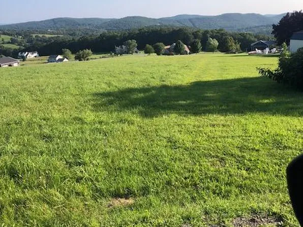 Middle Mountain Dr, Factoryville, PA 18419
