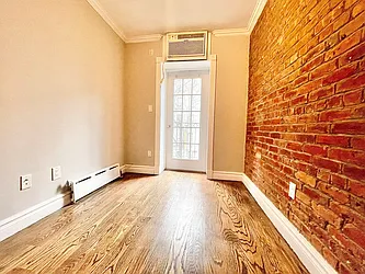 Rented by Century 21 Premier 