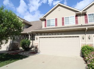 2211 NW Bayberry Ln, Ankeny, IA 50023