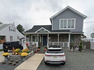 322 Furman Blvd, Keyport, NJ 07735