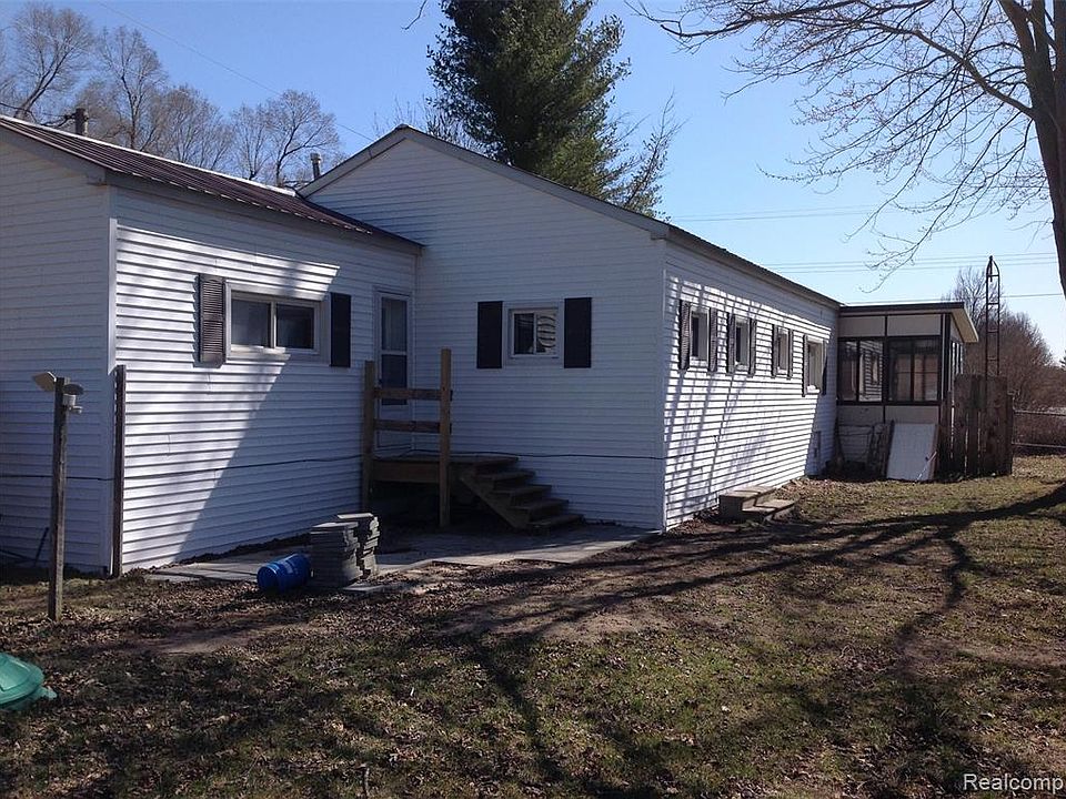 2693 Imlay City Rd, Lapeer, MI 48446 Zillow