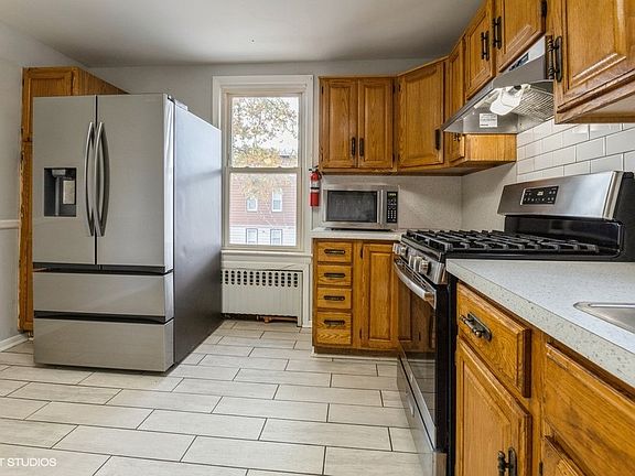 5th image of 41-43 Poe Ave Floor 2
