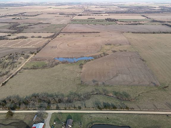 3rd image of 170 Jay Rd